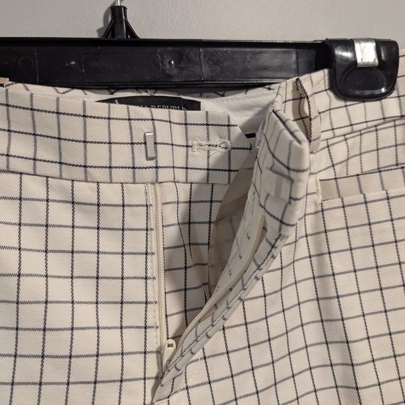 Banana Republic Women's Checkered Pants - Black and White - Picture 6 of 7